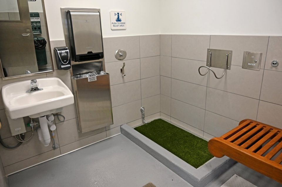 Pet Relief Areas at Orlando International Airport (MCO) — Pet Friendly