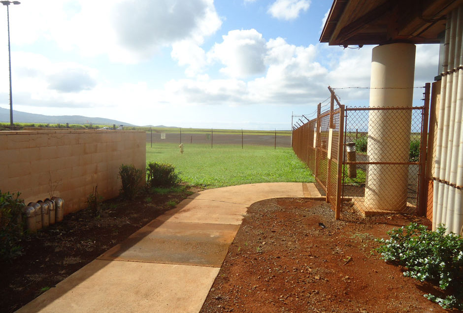 Lanai Airport (LNY) Pet Relief Areas