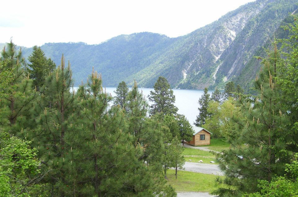 Athol: Farragut State Park Campgrounds