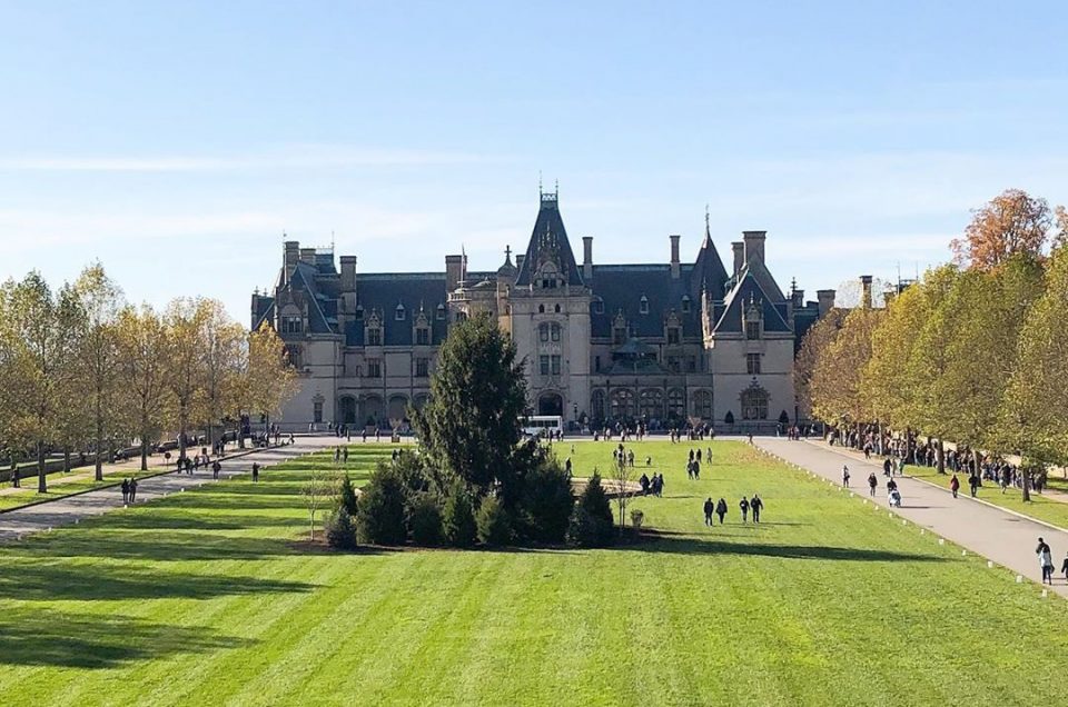 Biltmore House & Gardens Pet Friendly Travel