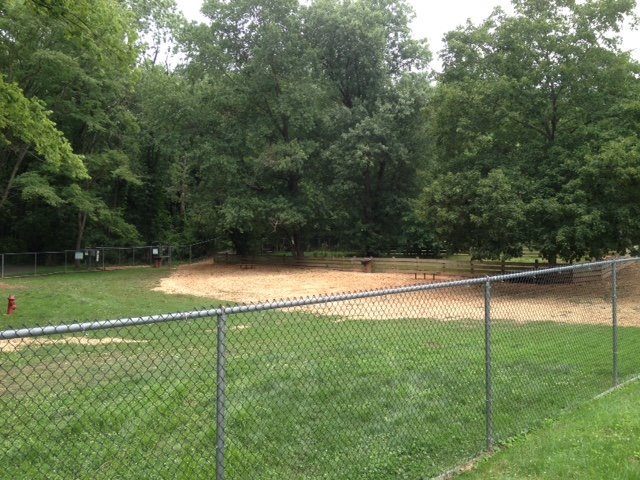 Fort Washington: MonDaug Bark Park