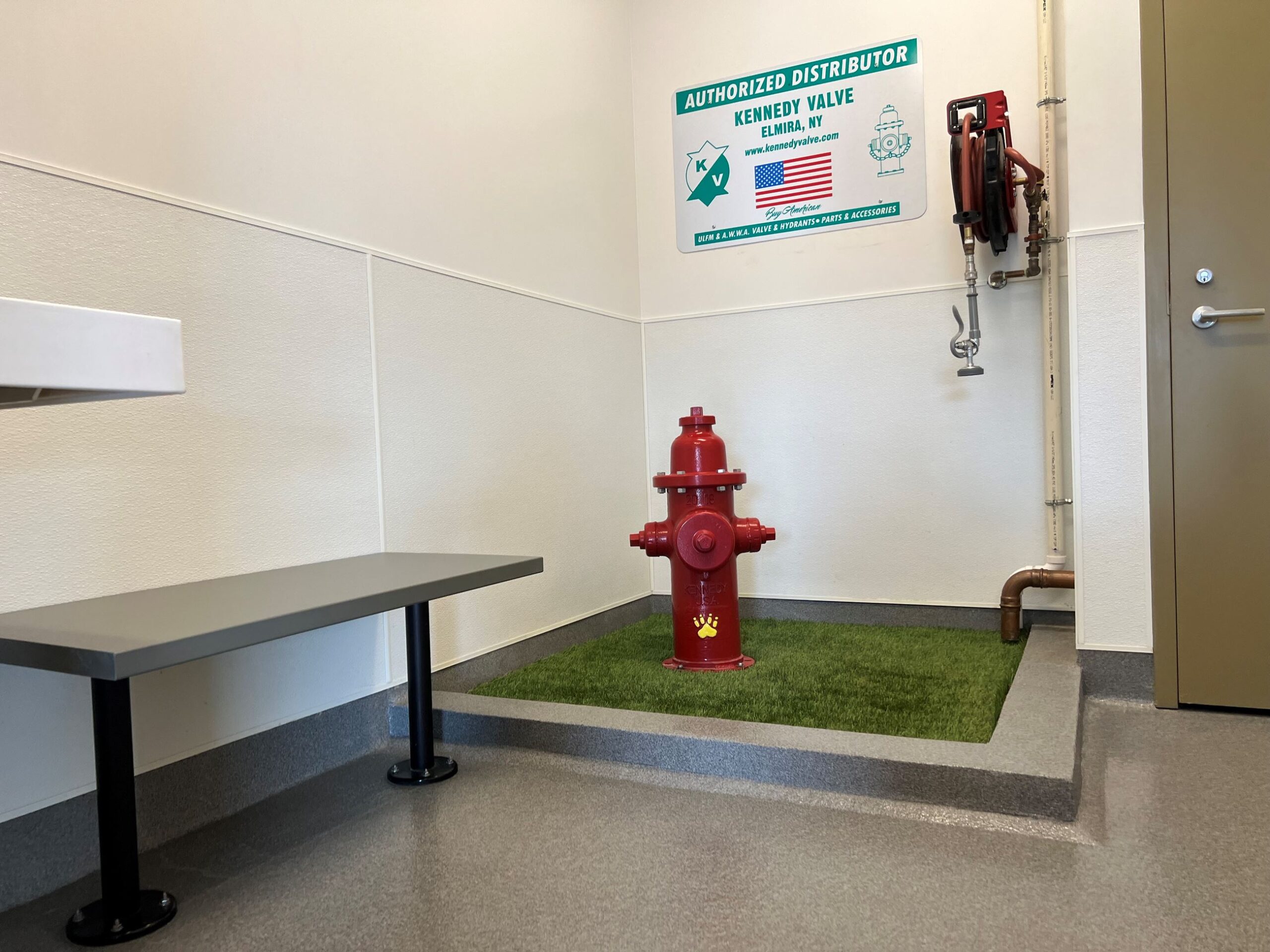 Elmira Corning Regional Airport (ELM) Pet Relief Areas Pet Friendly